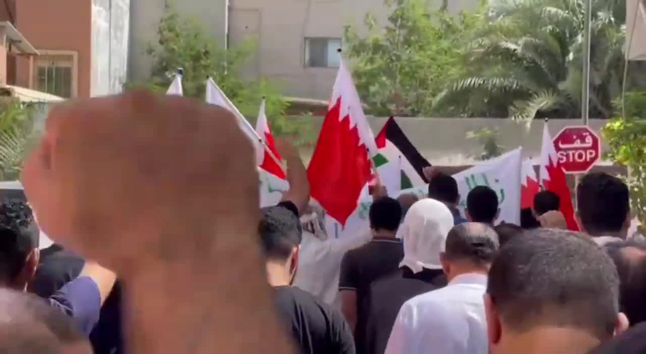 مسيرة في الدراز تنديدًا بالعدوان المستمر على غزة وسط مطالبات بطرد سفير الاحتلال من المنامة