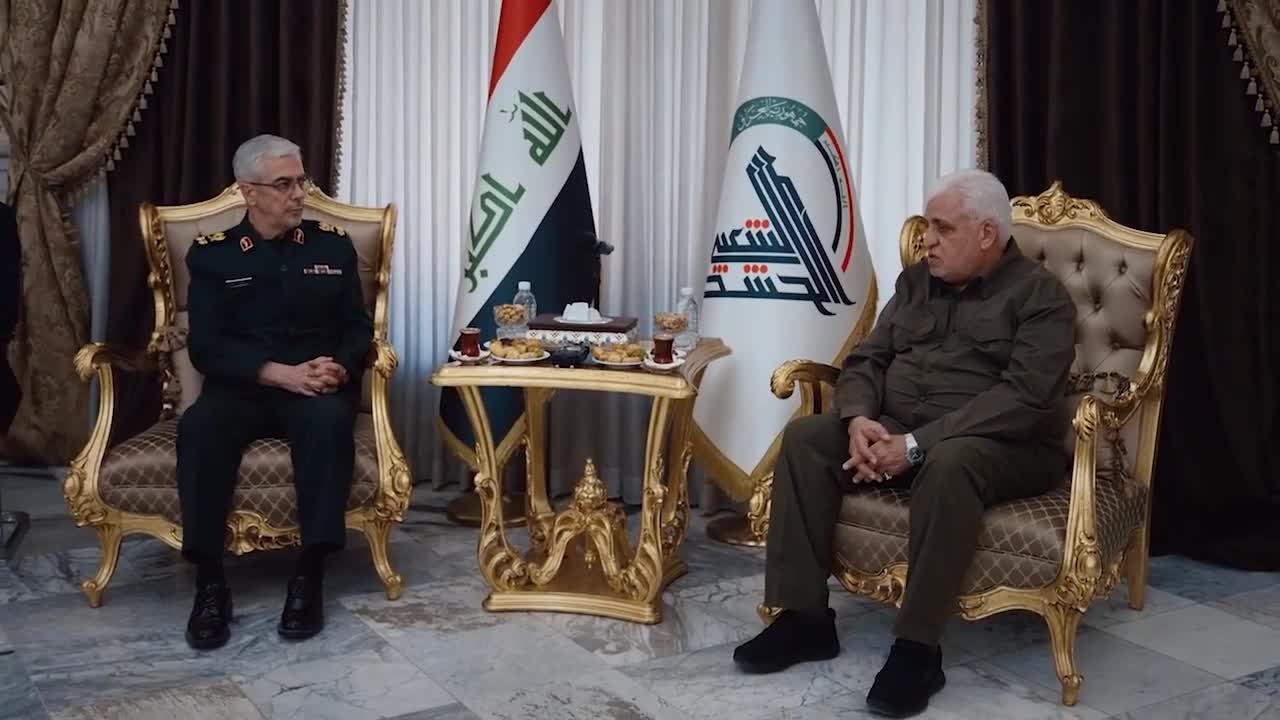 الفياض واللواء باقري يبحثان تعزيز أمن البلدين ورفع قدرات الحشد الشعبي اللوجستية