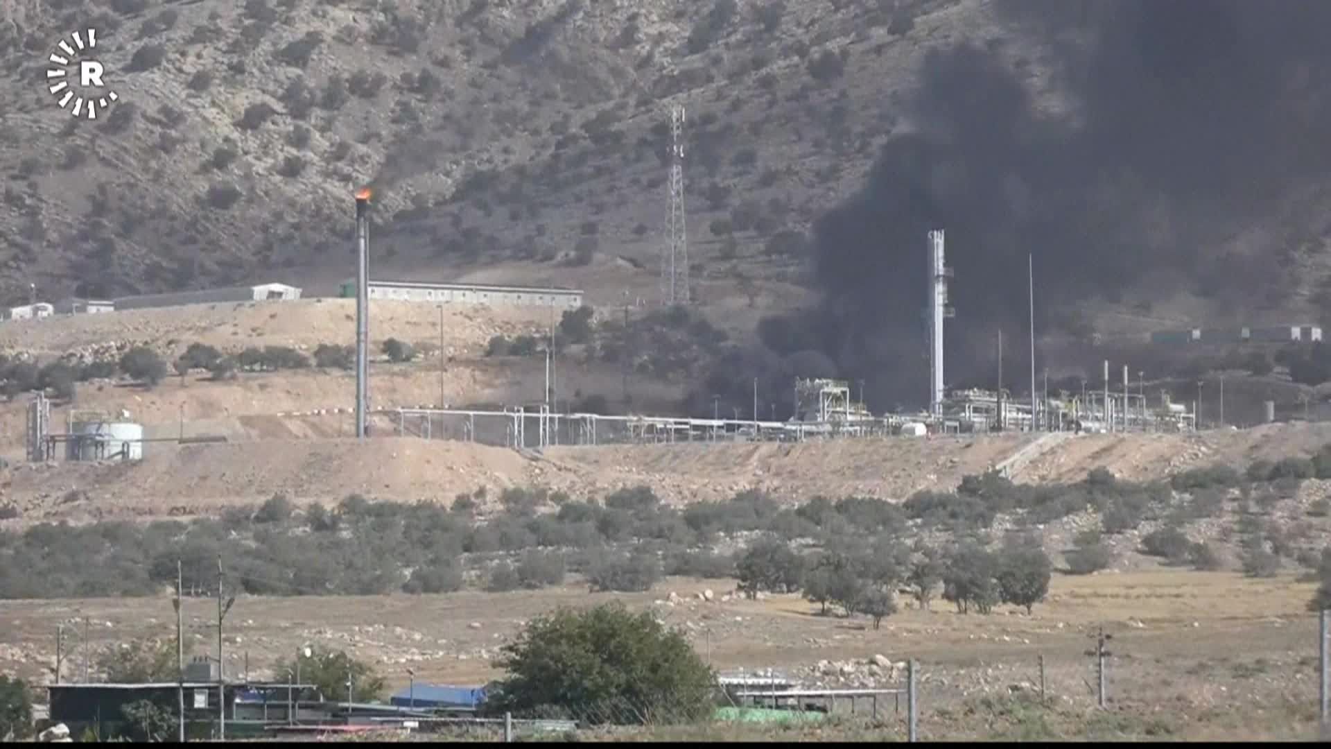 هجوم بطائرات مسيرة يستهدف حقول نفطية تديرها أمريكا في كردستان ويشعل حرائق تعطل عملها