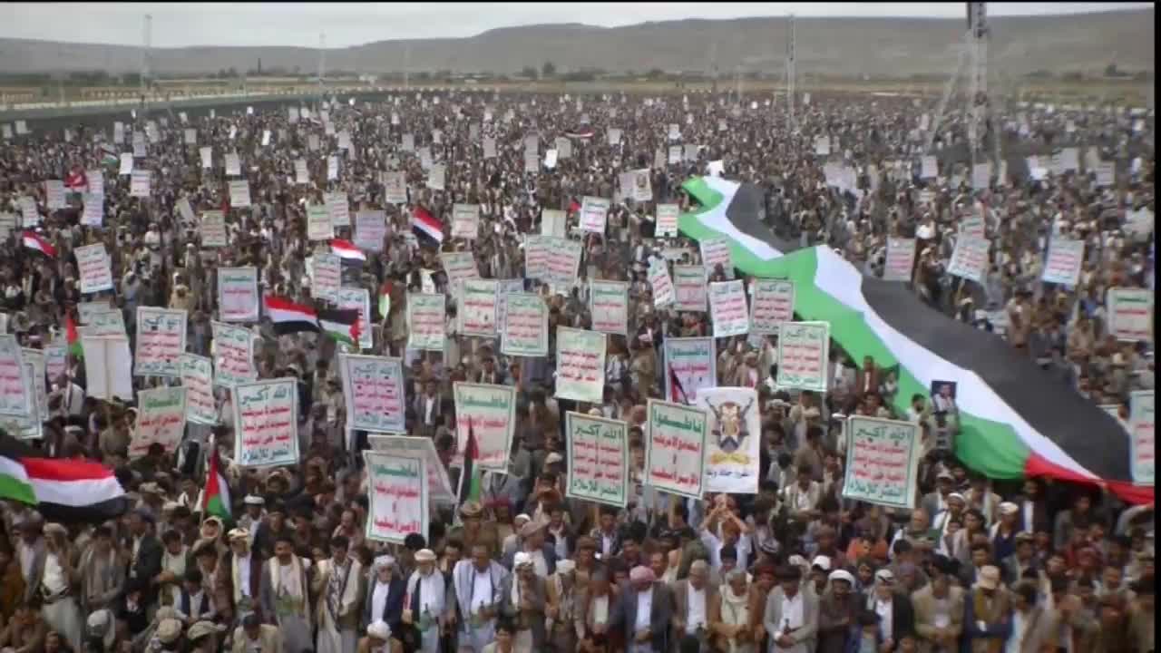 تظاهرة حاشدة في صعدة تضامنا مع غزة تحت شعار "التصعيد بالتصعيد...مع غزة حتى النصر"