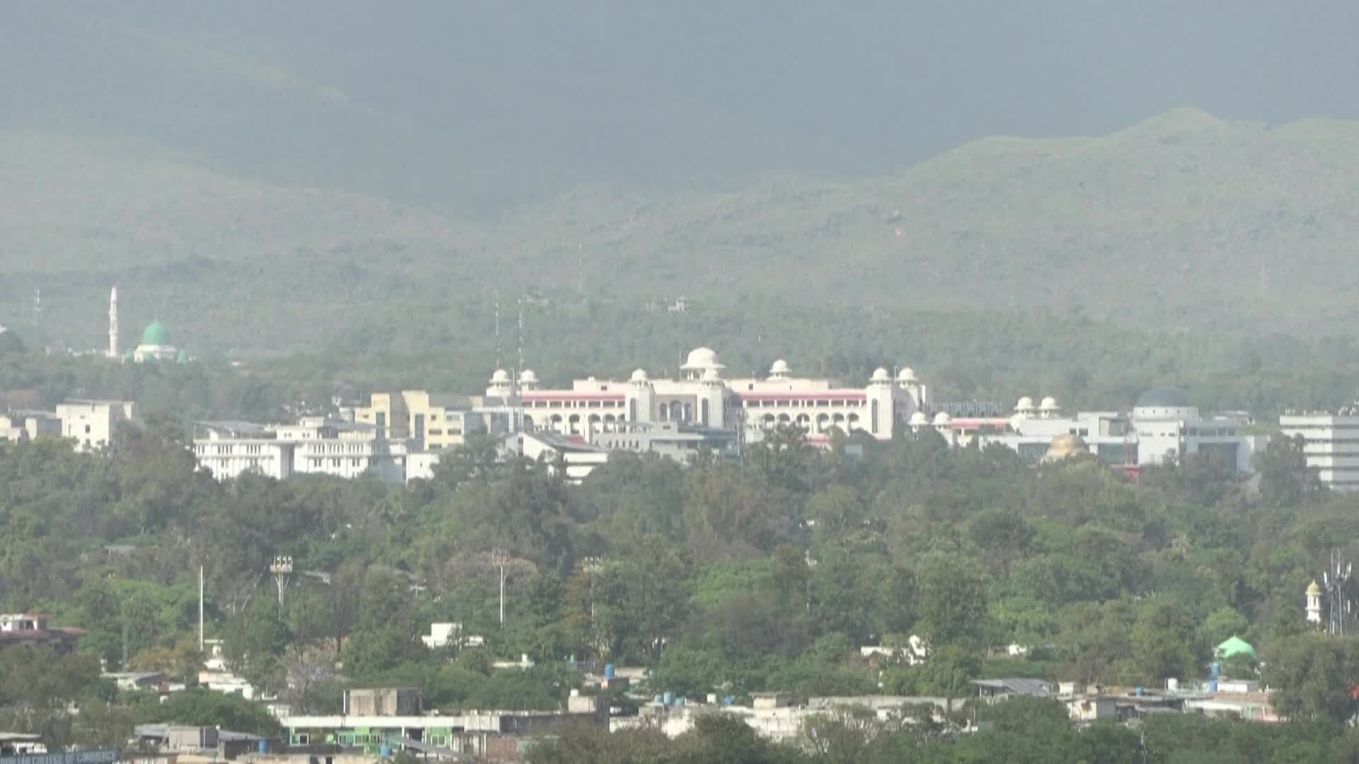 اختراق أولي في مفاوضات إسلام آباد يصطدم بعقدتي هرمز ولبنان