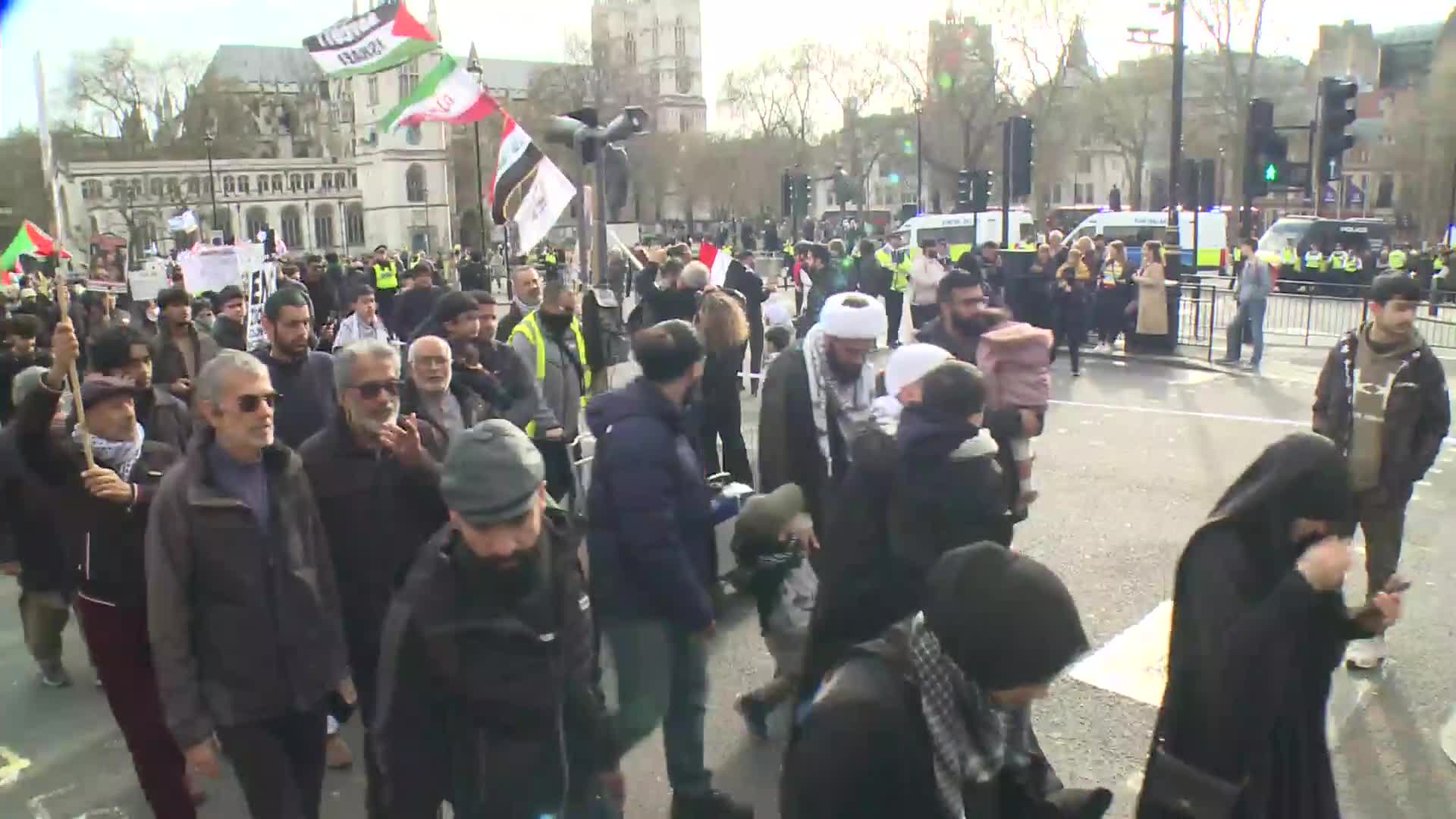 تظاهرة حاشدة في لندن احياءً ليوم القدس وتأكيدا على حق شعب فلسطين بالتحرير وتقرير المصير