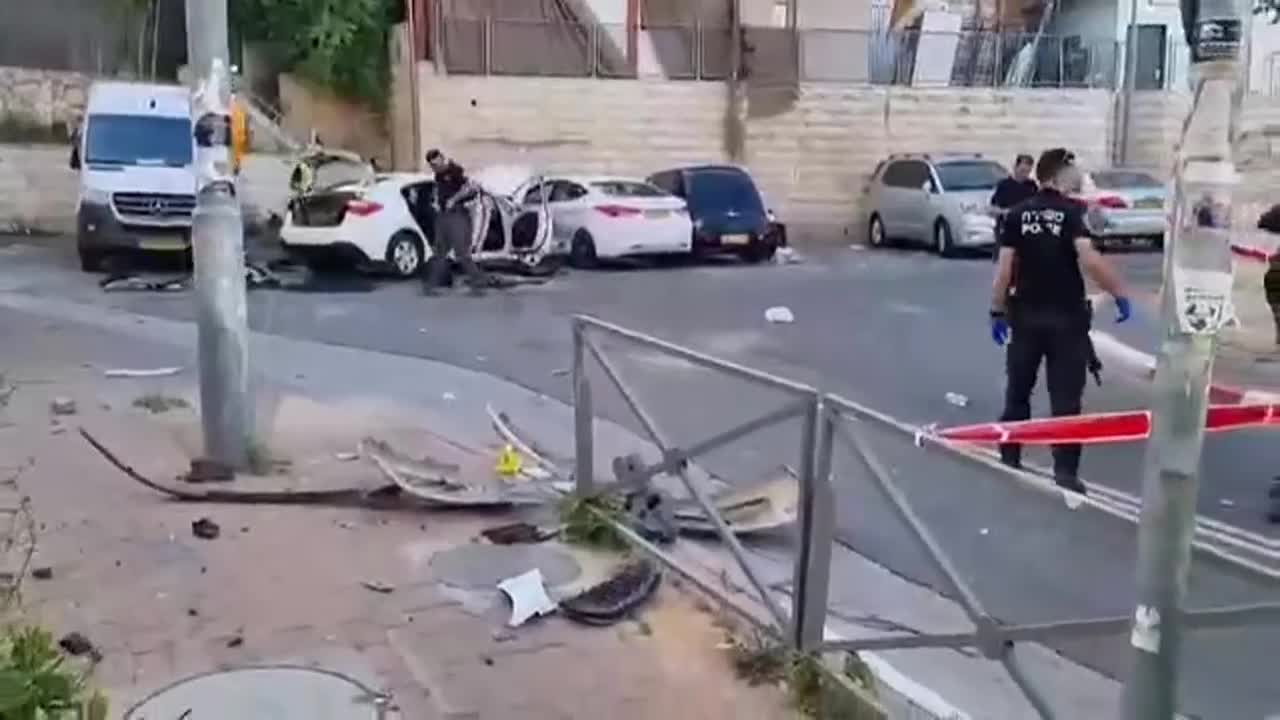 3 إصابات في القدس جراء عملية دهس واعتقال شابين يشتبه بهما