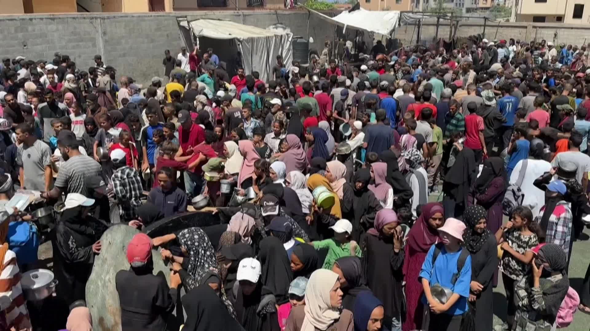 654 يومًا من الحرب على غزة.. الاحتلال يُطبق الحصار ويرتكب المجازر بحق المجوّعين في القطاع
