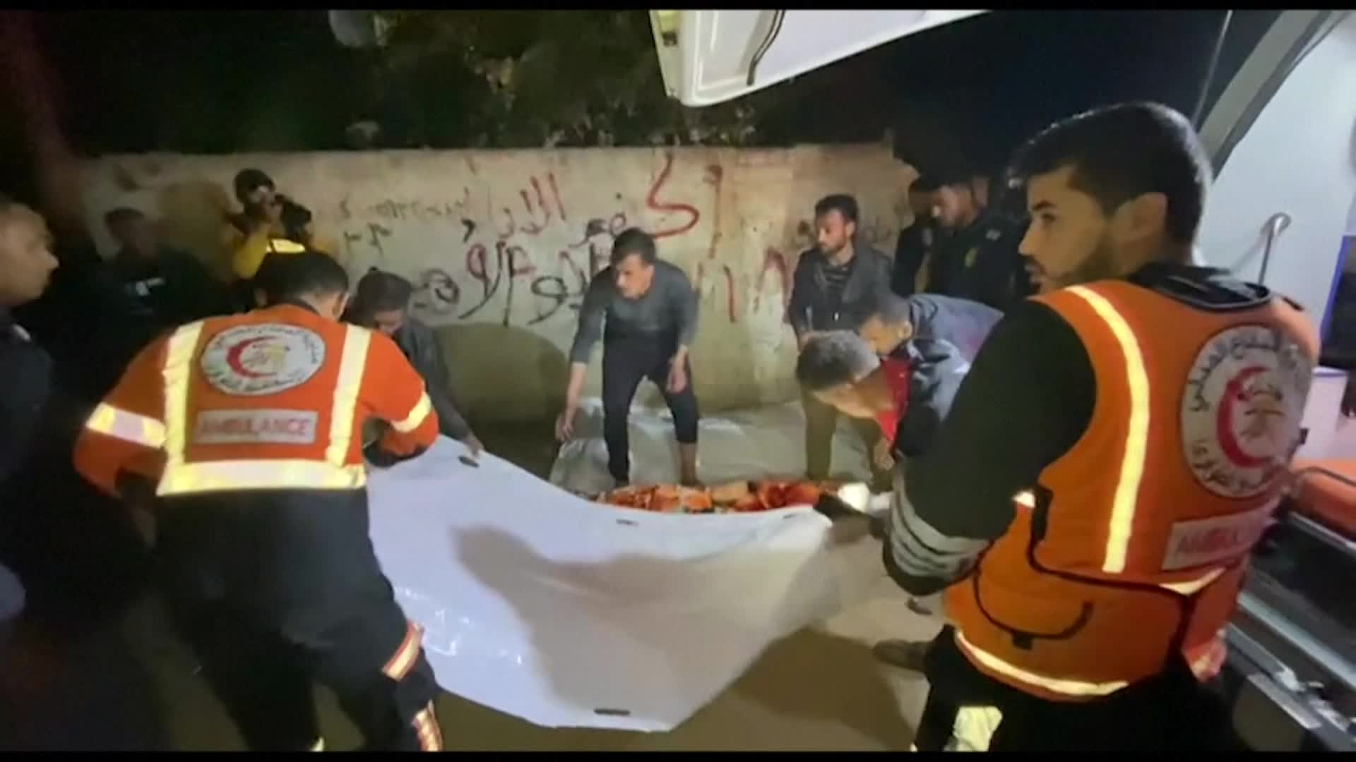الاحتلال يرتكب 7 مجازر جديدة في غزة وعدد ضحايا العدوان على القطاع يرتفع إلى 32623 شهيدًا
