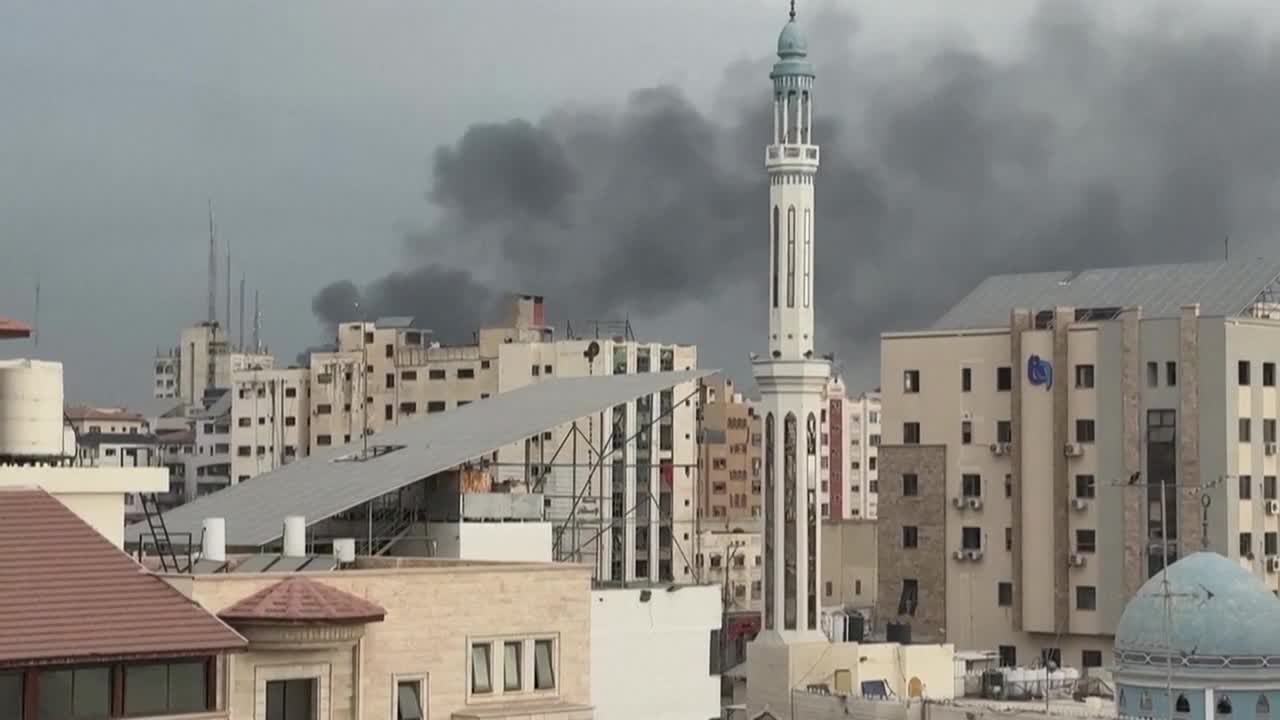 العدوان على غزة في يومه الـ40.. الاحتلال يقتحم مستشفى الشفاء ويواصل غاراته على القطاع