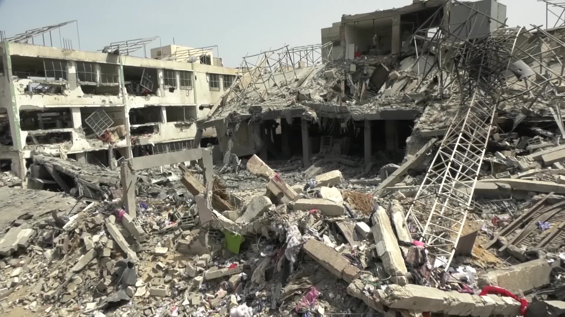  العدوان على غزة يدخل يومه الـ231... ومستشفى شهداء الأقصى يحذّر من كارثة صحية