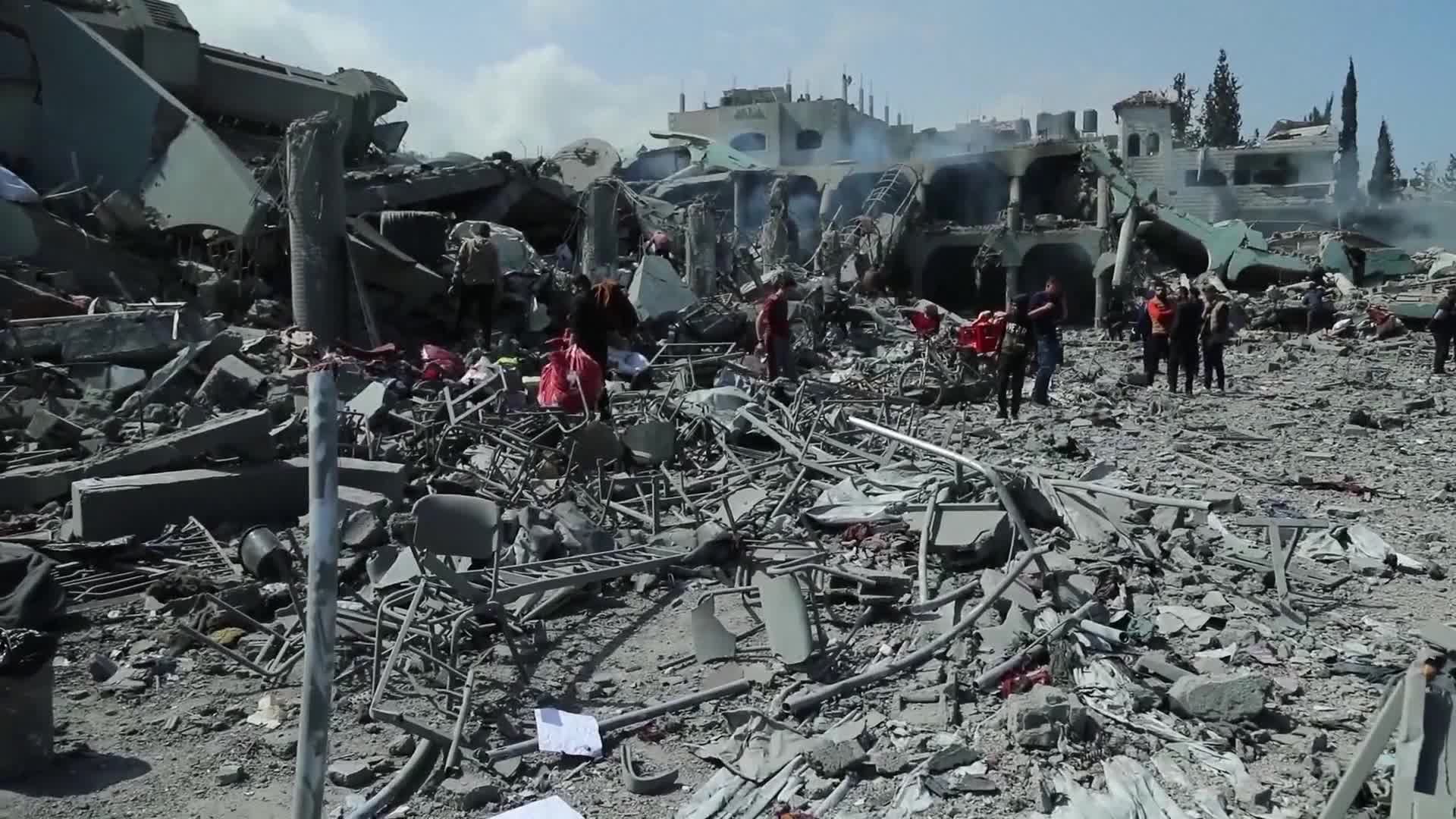 العدوان على غزة يدخل يومه الـ 24 بعد استئنافه.. أكثر من 165 ألف شهيد وجريح منذ بداية الحرب