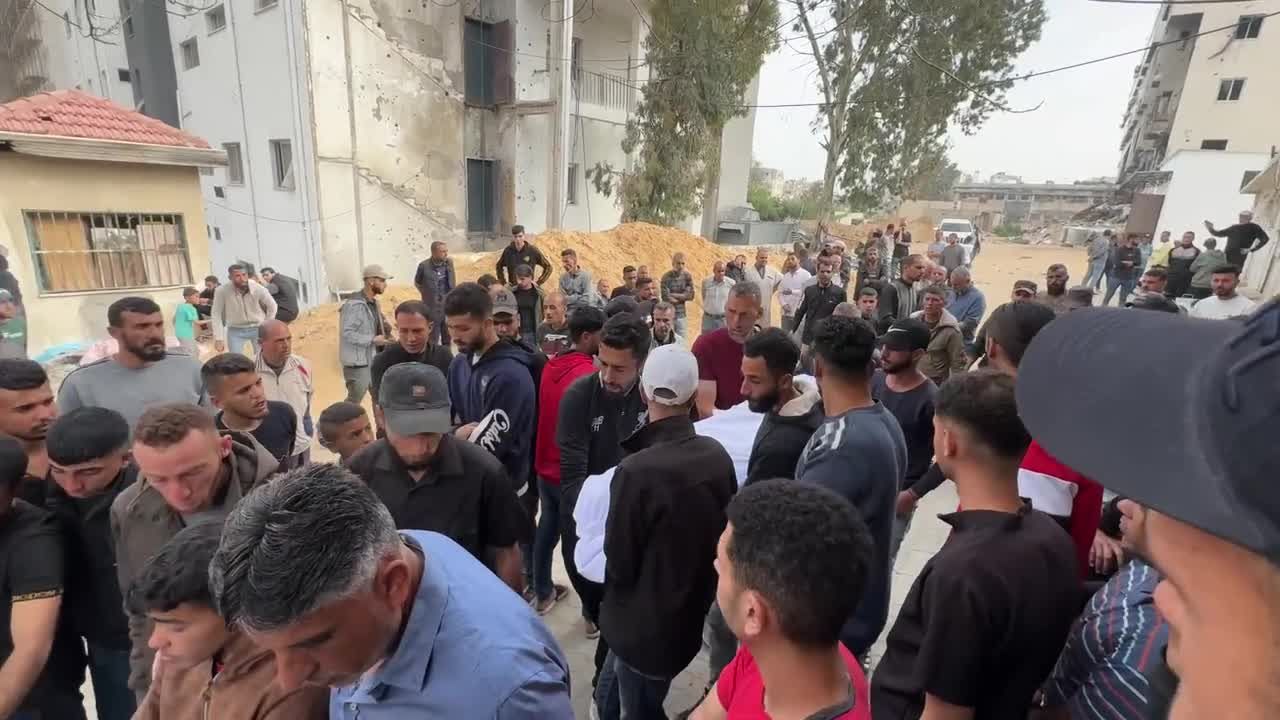 حرب الإبادة الإسرائيلية على قطاع غزة في يومها 37 منذ استئنافها..شهداء وجرحى بقصف جوي متواصل