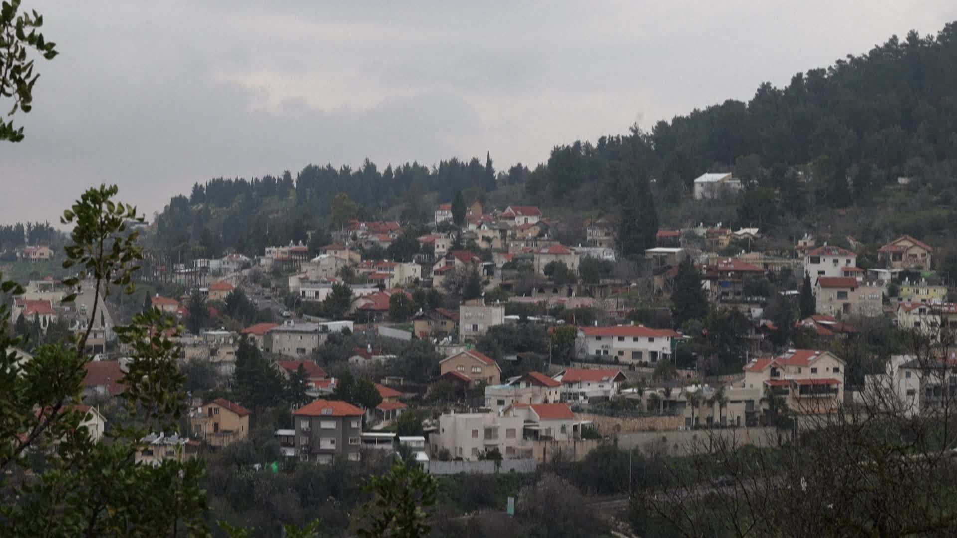 "إسرائيل" ترفع مستوى الجهوزية وتتوقع ردًا من حزب الله عقب استهداف في الضاحية