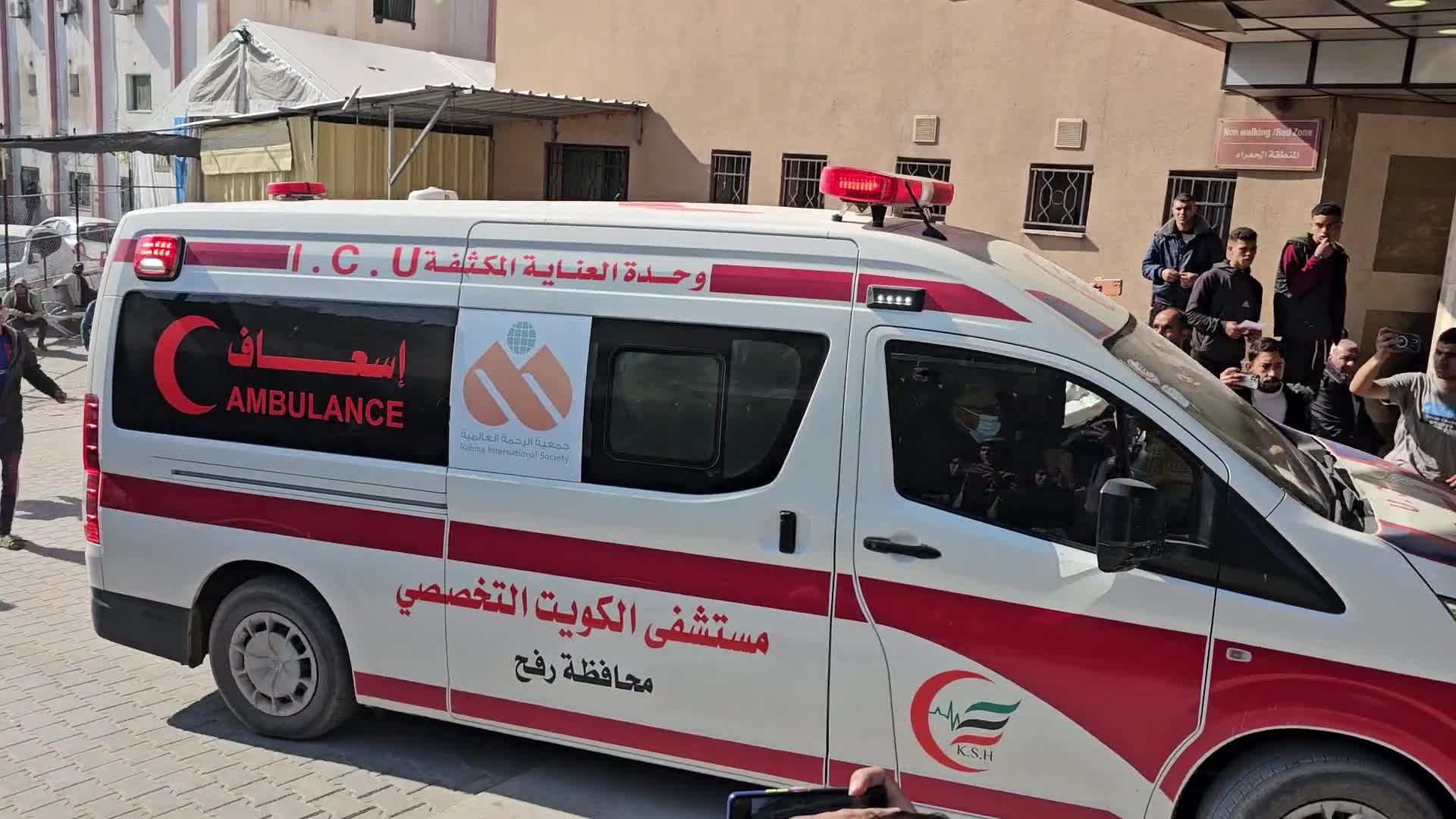 شهيدة و40 مصاباً بقصف خيام النازحين وسط غزة