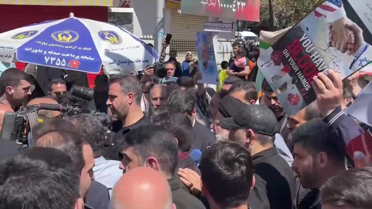 رئيسي وقآاني وشخصيات رسمية وعسكرية يشاركون في مسيرات يوم القدس العالمي بطهران