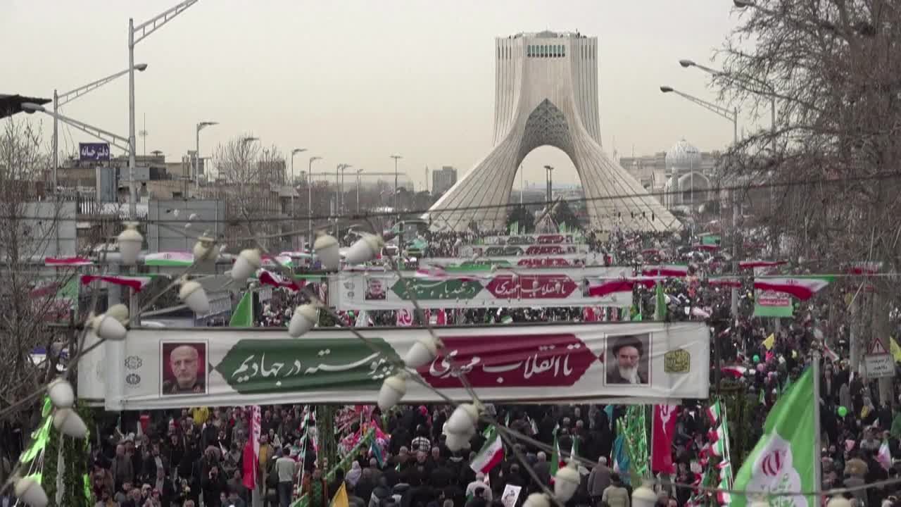 Irán Conmemora el 47º Aniversario de la Revolución Islámica con Multitudinarias Movilizaciones en Todo el Territorio Nacional