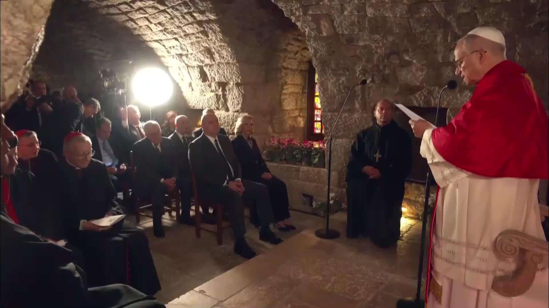 Pope Leo XIV Visits Saint Maron Monastery, Emphasizes Dialogue and Peace in Lebanon