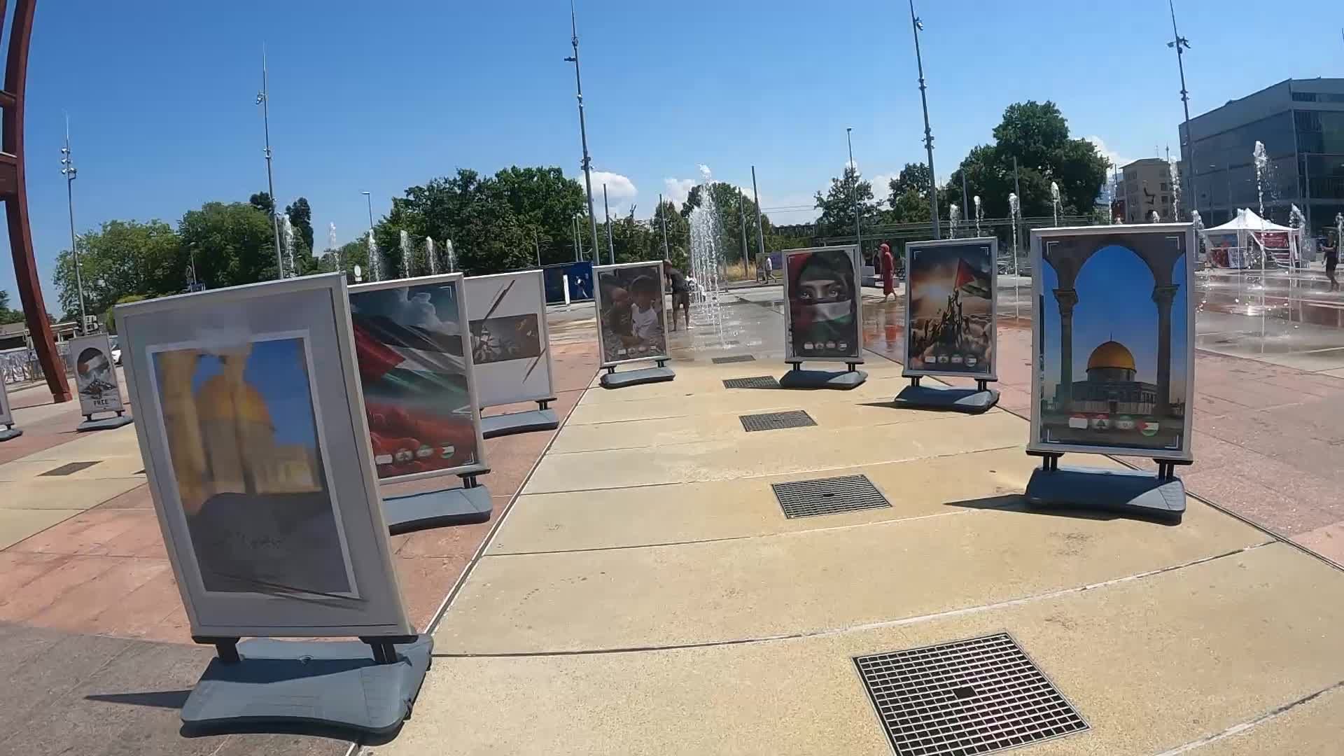 معرض صور تضامني مع فلسطين في ساحة الكرسي المكسور في جنيف