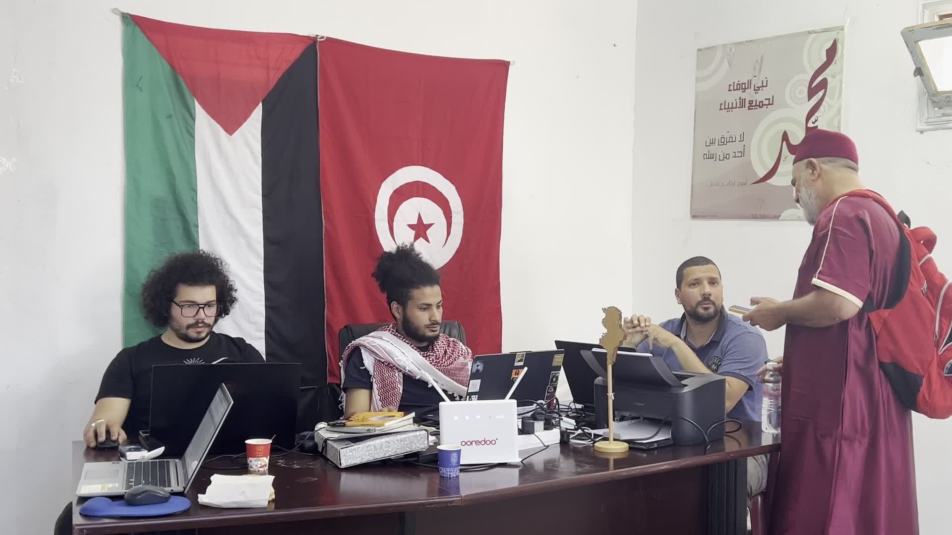 قافلة الصمود البرية تنطلق من تونس لكسر الحصار عن غزة بمشاركة آلاف المتطوعين